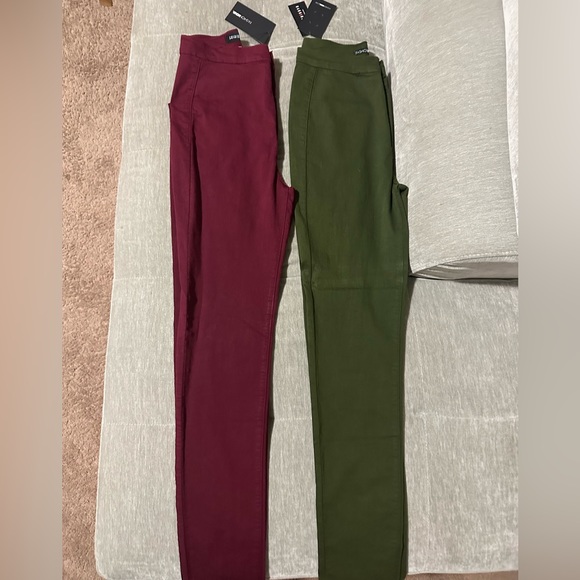 Super High Waist Denim Skinnies - Picture 3 of 5